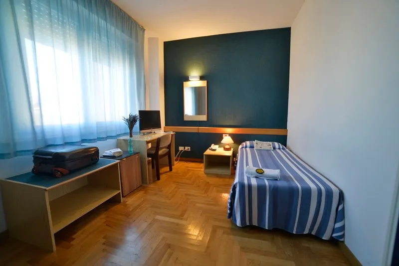 SINGLE STANDARD Room, Hotel Mistral, Cagliari