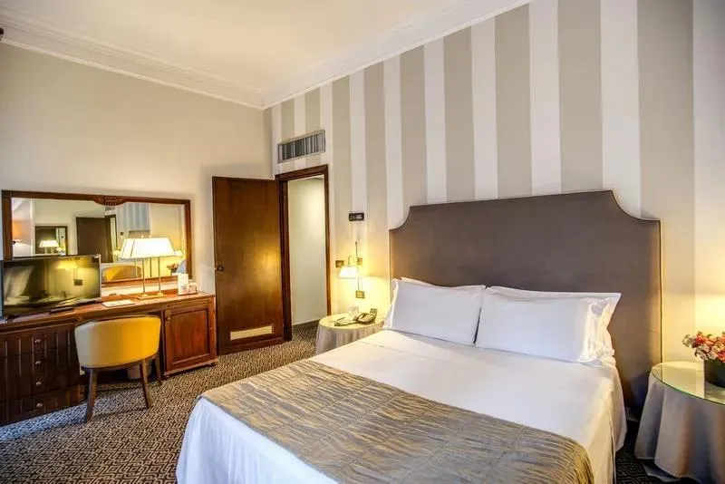 DOUBLE SINGLE USE STANDARD Room, Colonna Palace, Rome