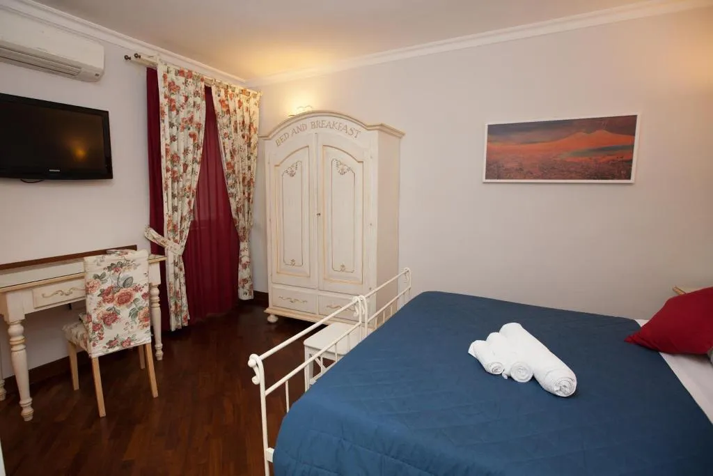 DOUBLE STANDARD Room, Hotel Ausonia, Naples