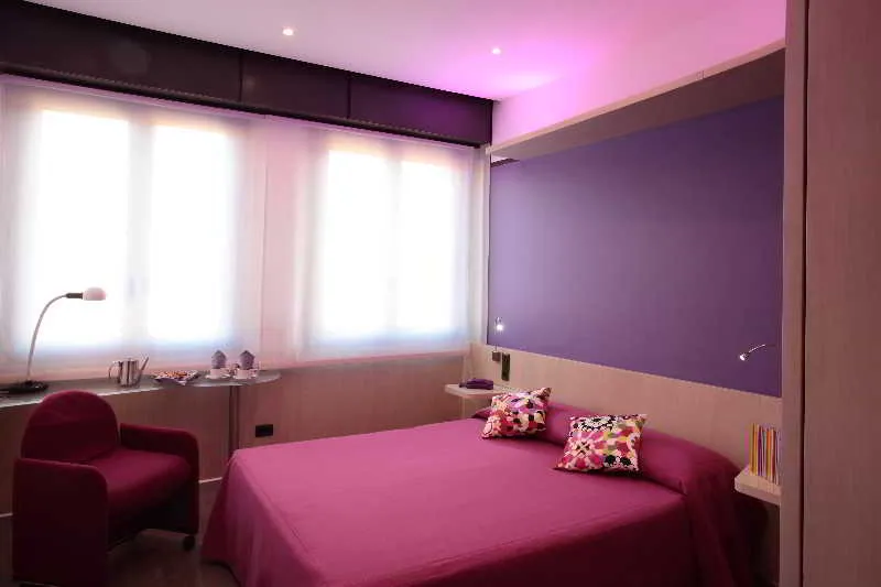 Room, Mediolanum, Milan