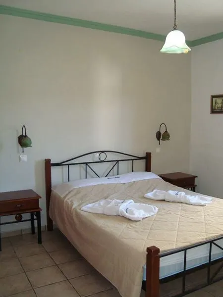 APARTMENT GARDEN VIEW Room, Green Hill Studios & Apartments, Samos