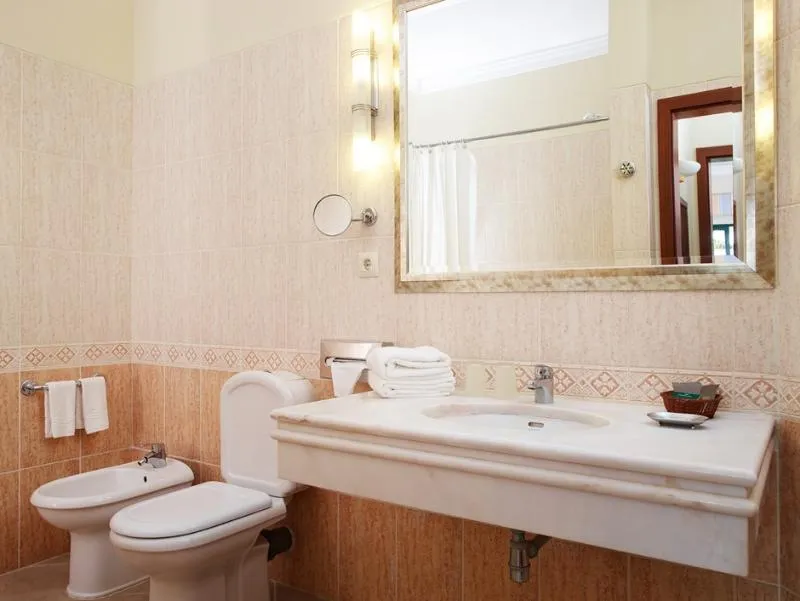 SUITE ONE BEDROOM Room, voco Formosa Park - Algarv, Algarve