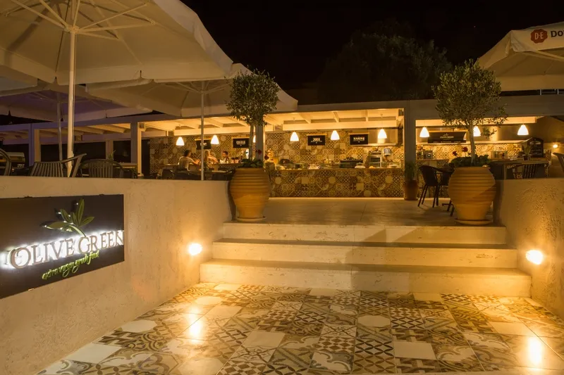 Bar, Sundance Apartments & Suites, Crete