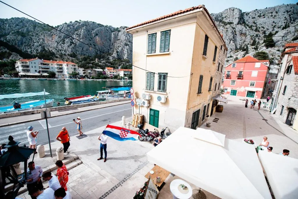 General view, Inn By The River, Split