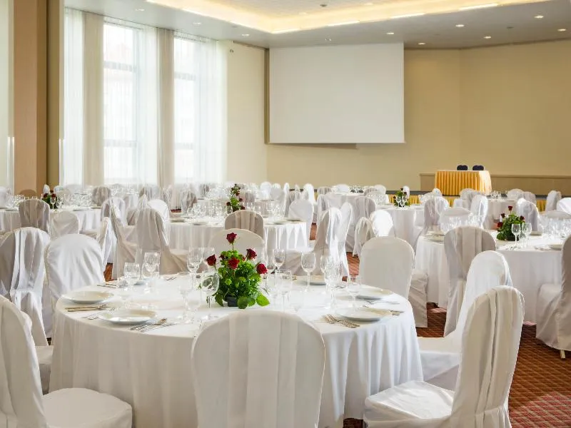 Conferences, Orea Hotel Pyramida, Prague