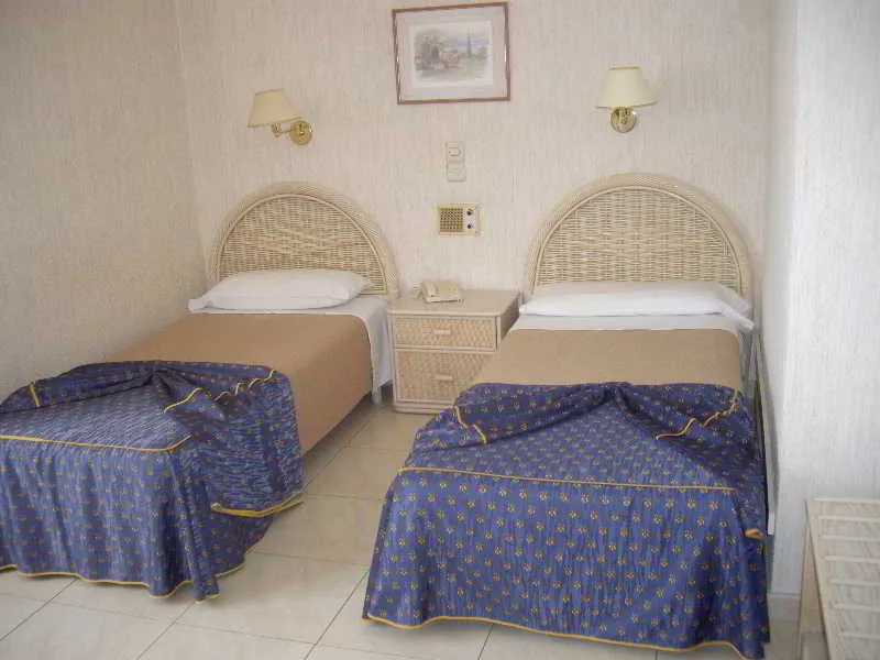 DOUBLE SINGLE USE STANDARD Room, Trovador, Tenerife