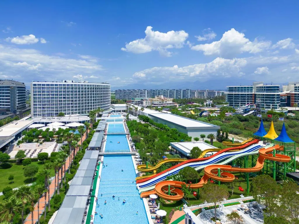 Pool, Crystal Centro Pearl Collection, Antalya