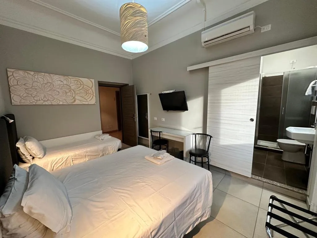 TRIPLE STANDARD Room, Hotel Bogart, Milan