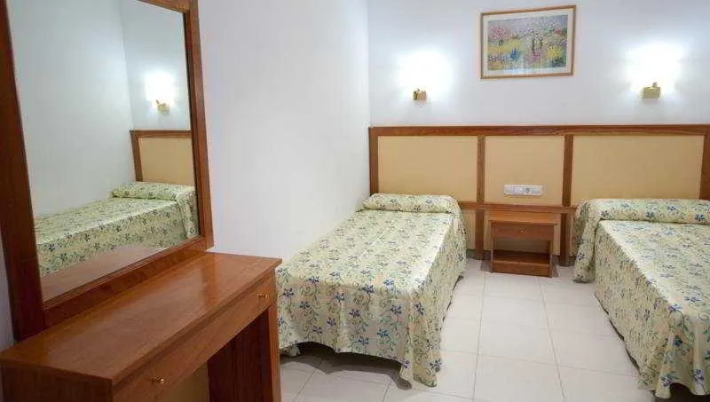 Room, Royal, Costa Brava