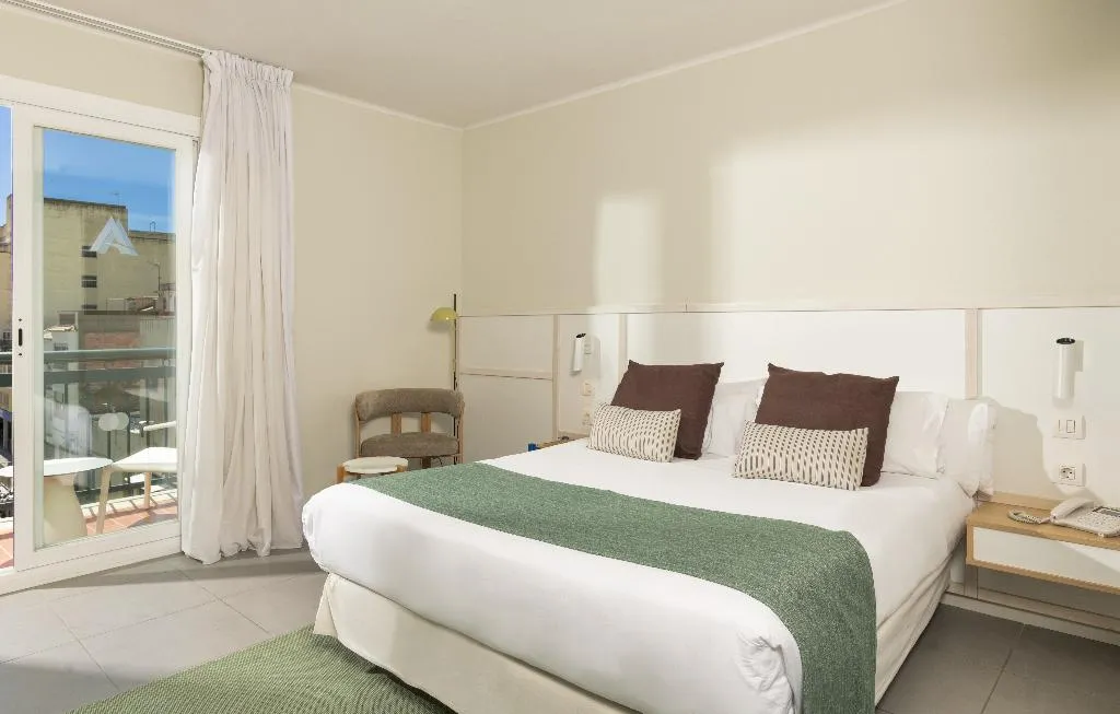 DOUBLE SINGLE USE PREMIUM Room, Aqua Hotel Bertran Park**** Adults Recommended, Costa Brava