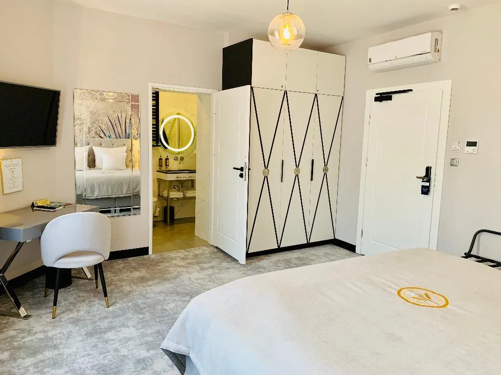 DOUBLE STANDARD Room, Szewska 22 Boutique, Krakow