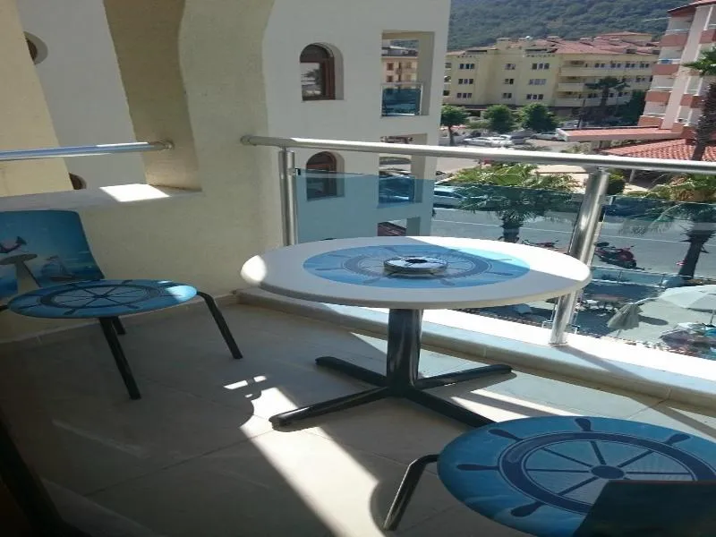 Terrace, Kent Studyo Hotel, Dalaman
