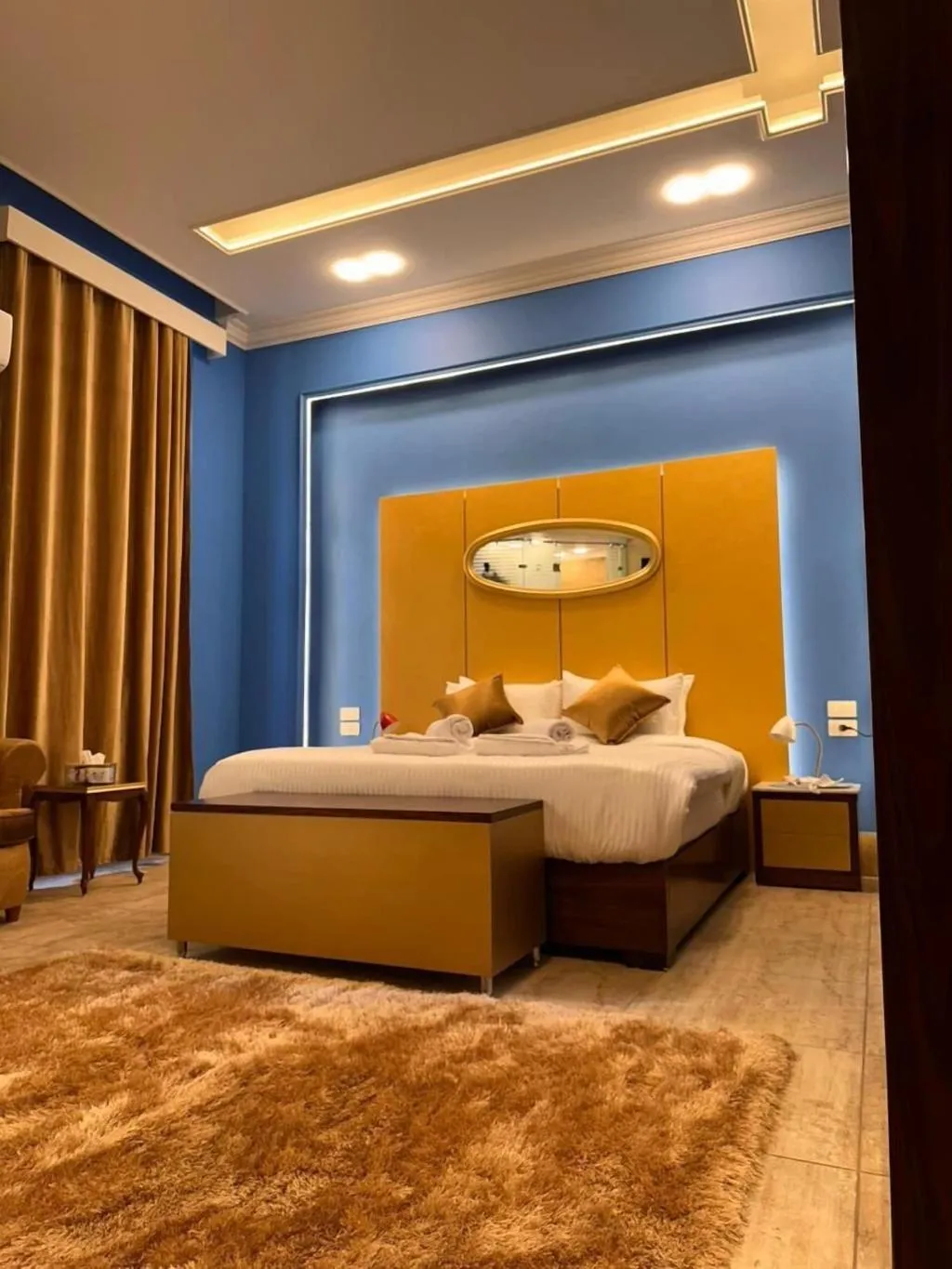 Room, Ga Plus, Cairo
