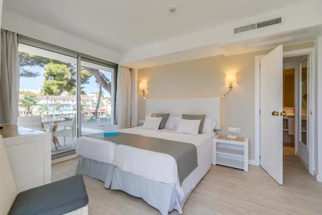 JUNIOR SUITE STANDARD Room, Playa Esperanza Resort, Majorca