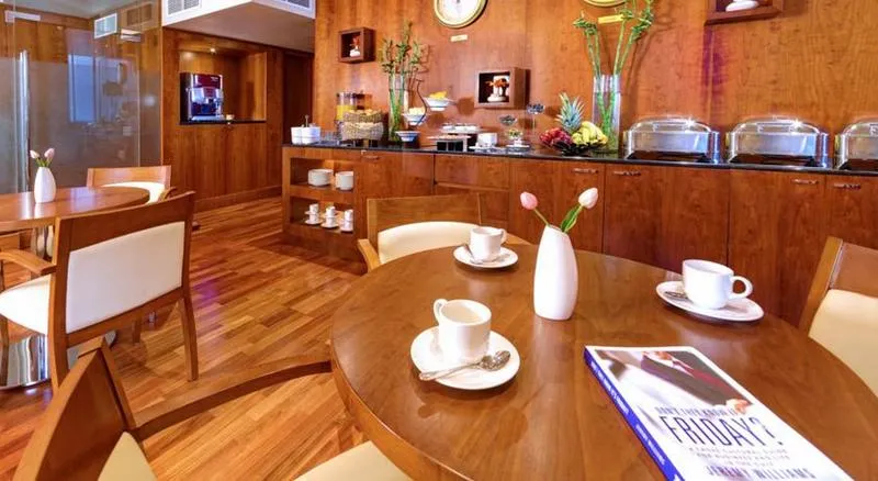 Restaurant, Golden Sands Hotel Apartments, Dubai