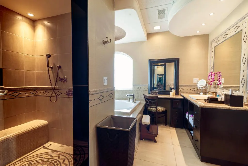 SUITE BEACH FRONT Room, Holiday Inn Club Vacations Grand Residences All In, Cancun Area