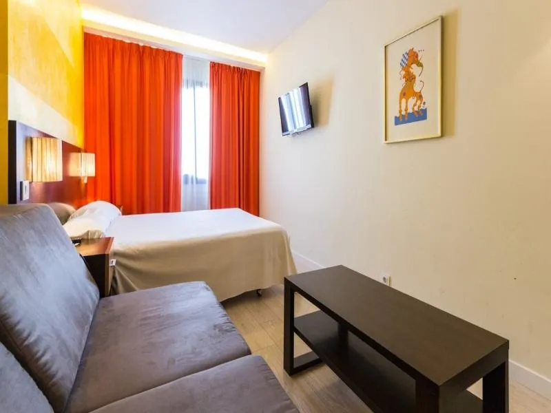 STUDIO CAPACITY 4 Room, Apartamentos Recoletos, Madrid