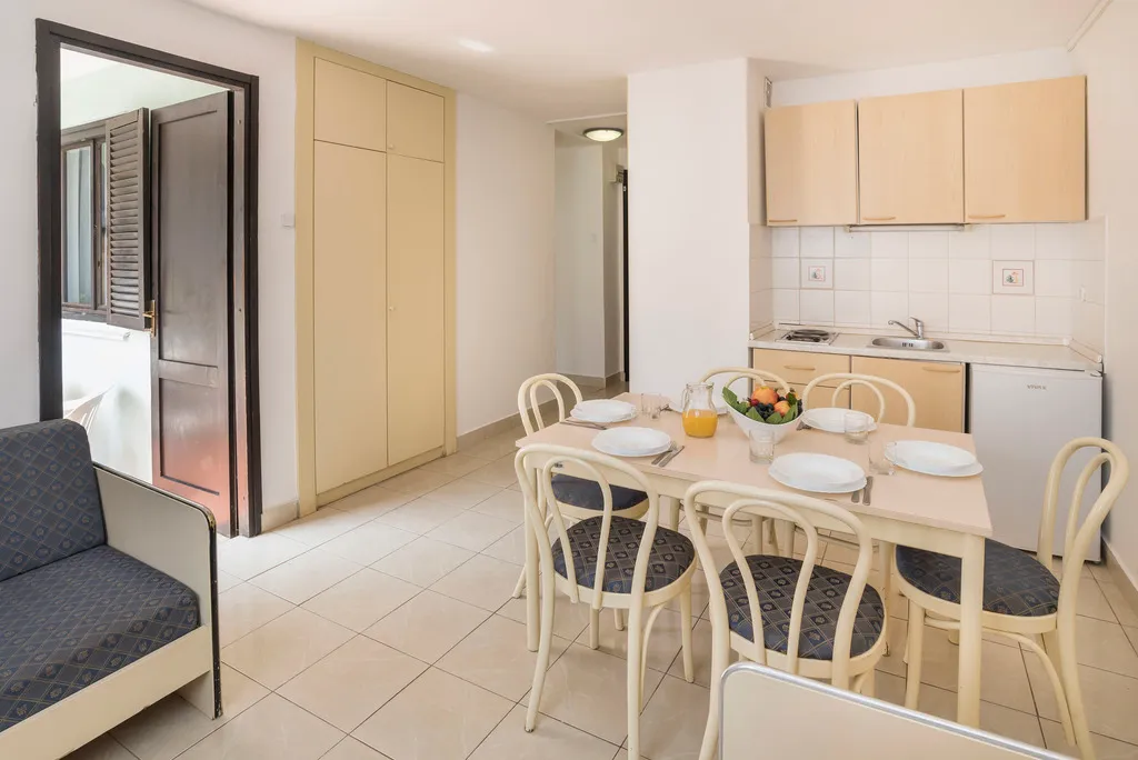APARTMENT CAPACITY 6 Room, Savudrija Apartments, Istria