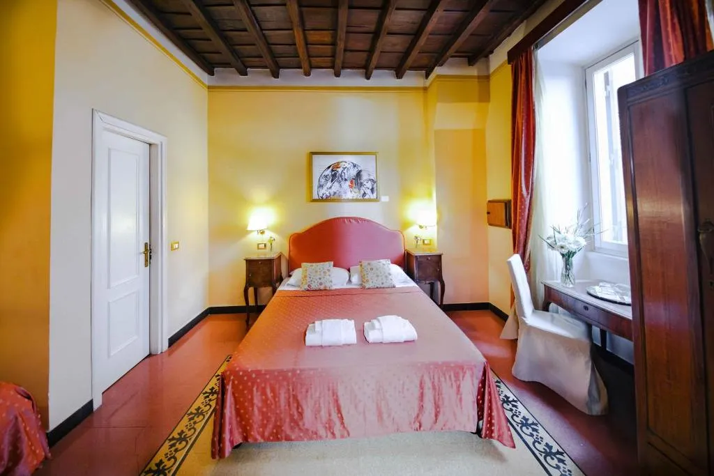 QUADRUPLE STANDARD Room, Casa de' Fiori Biscione, Rome