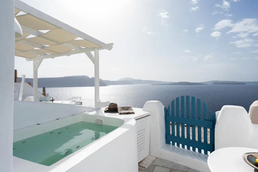 CAVE WITH VIEWS Room, Nano Villa Oia, Santorini