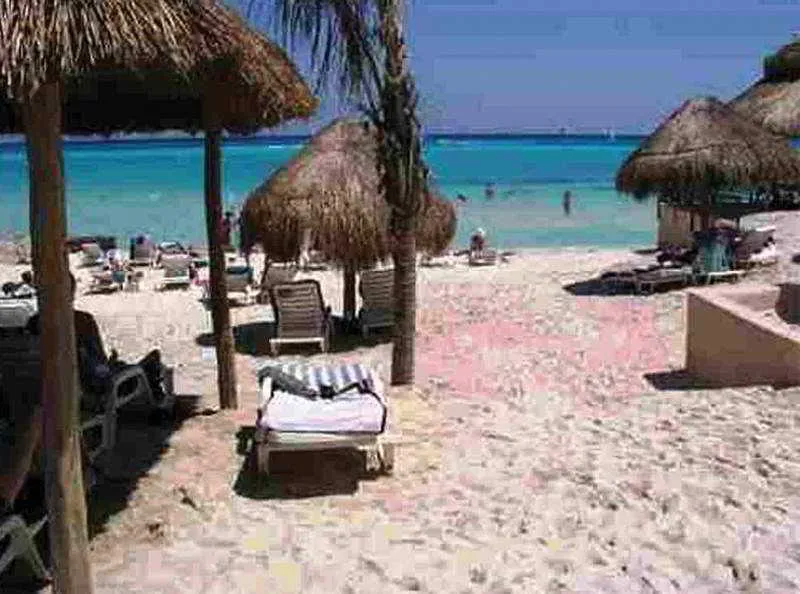 Beach, Paseo del Sol Condominios, Playa Del Carmen