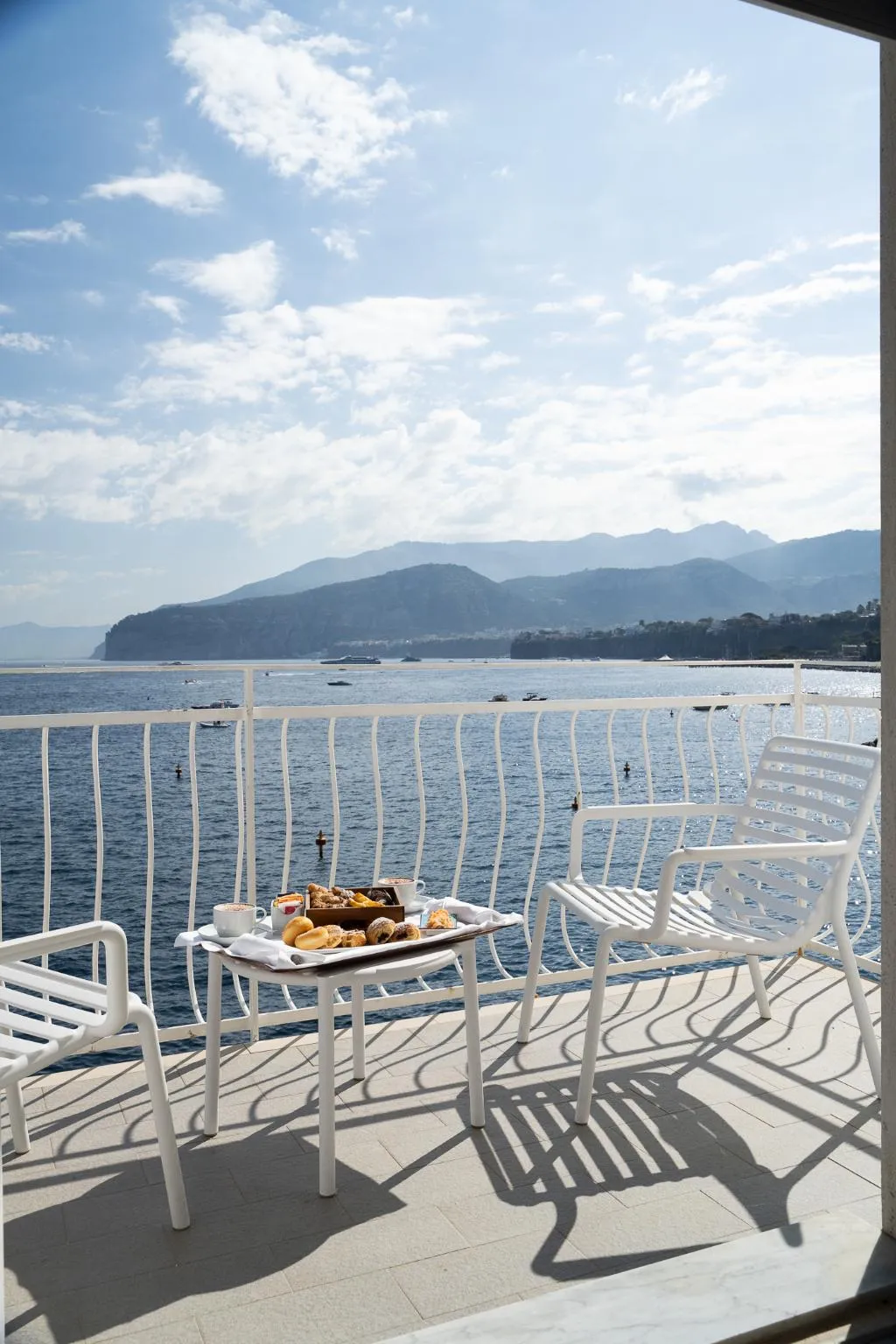 Room, Hotel Admiral, Naples