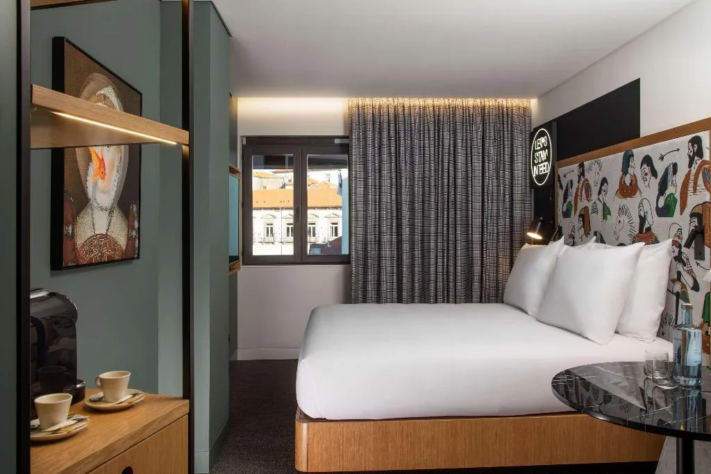 Room, Se Catedral Hotel Porto, Tapestry Collection by Hi, Porto
