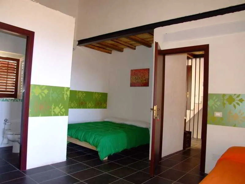 Room, Lerux Affittacamere, Catania