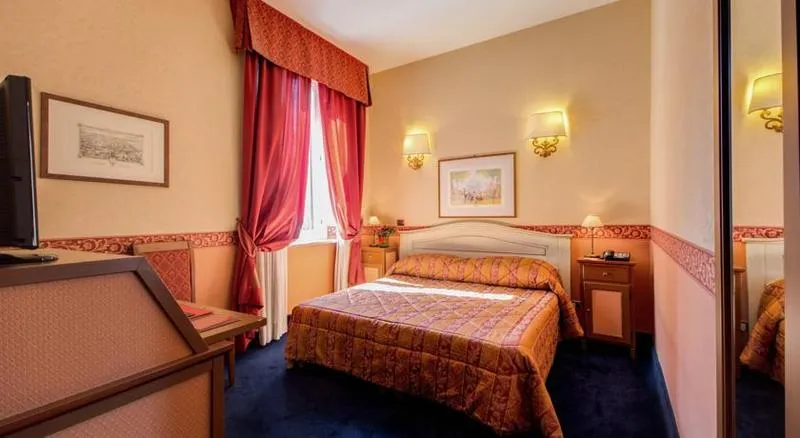 TWIN STANDARD Room, Antico Palazzo Rospigliosi, Rome