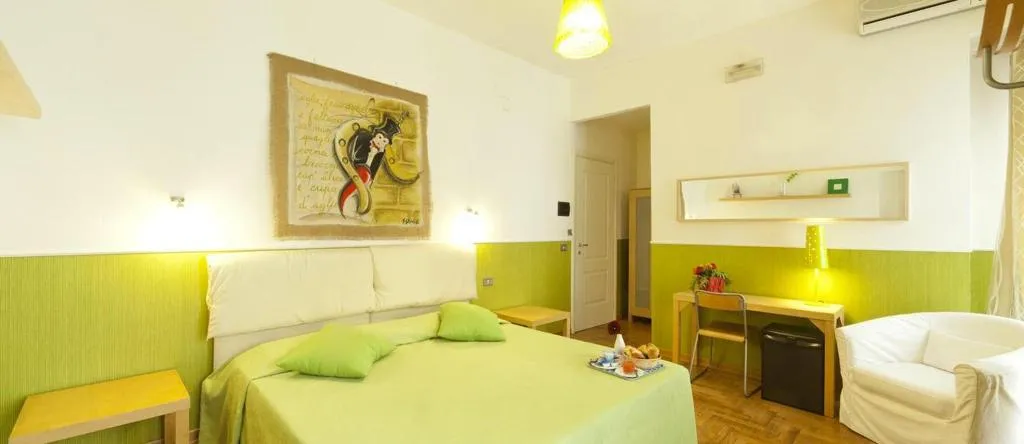 Double or Twin STANDARD Room, Cappella Vecchia 11, Naples