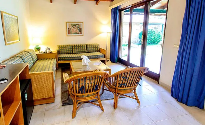 Room, PortBlue Club Pollentia Resort & Spa, Majorca