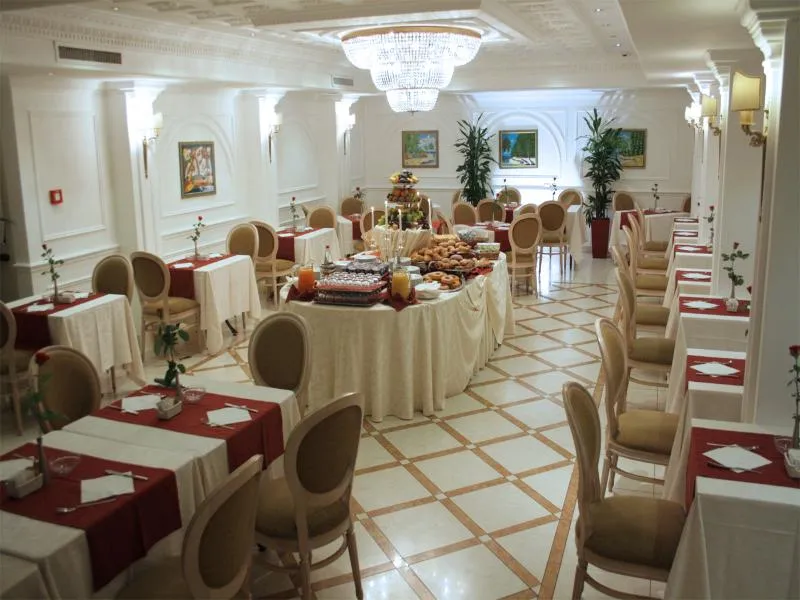 Restaurant, Sunrise, Rome