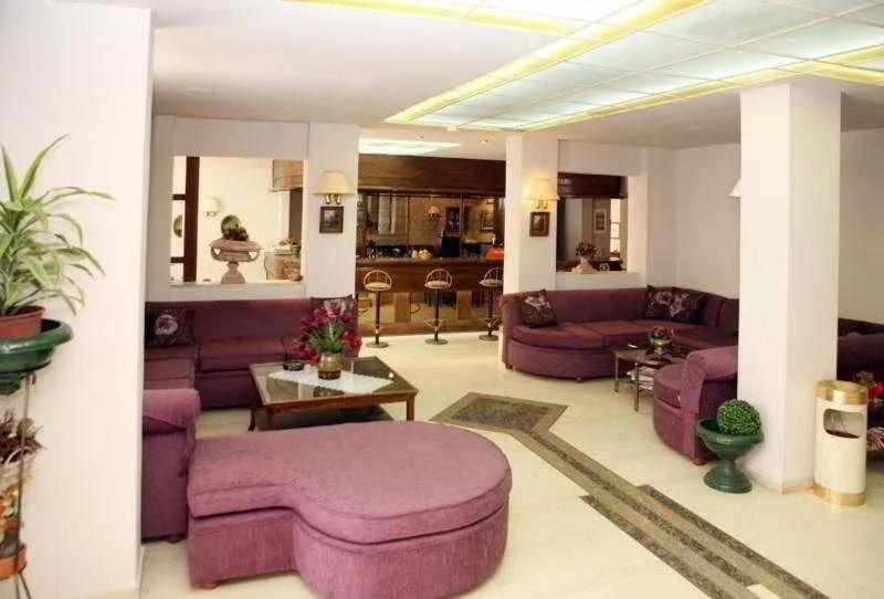 Lobby, Eleonora, Crete