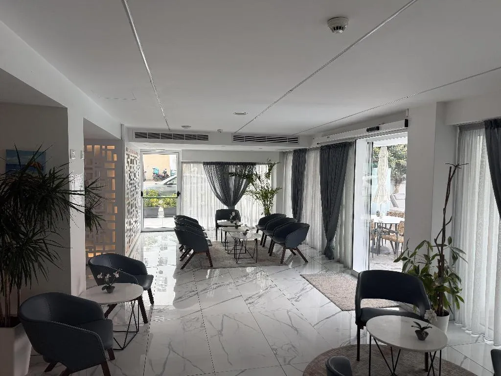 Bar, Best Western Plus Larco Hotel, Cyprus