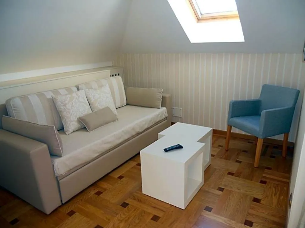 JUNIOR SUITE STANDARD Room, Hotel Metropole, Cagliari