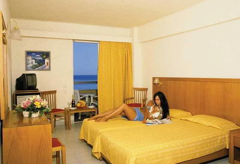 Room, Cactus, Rhodes