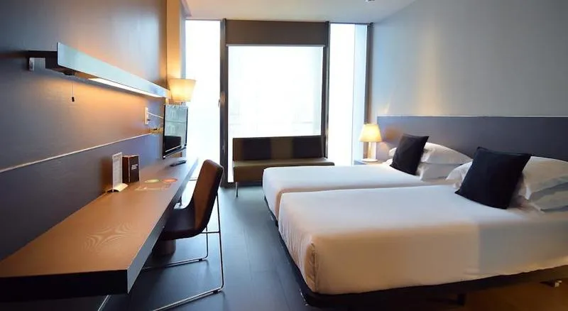 DOUBLE STANDARD Room, Soho, Barcelona