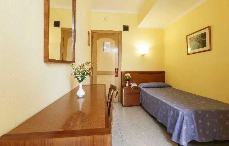 SINGLE STANDARD Room, Golf Beach, Majorca