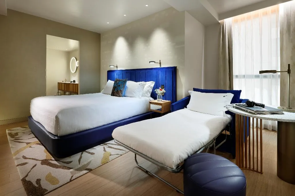 FAMILY ROOM DELUXE Room, Hard Rock Hotel Madrid, Madrid
