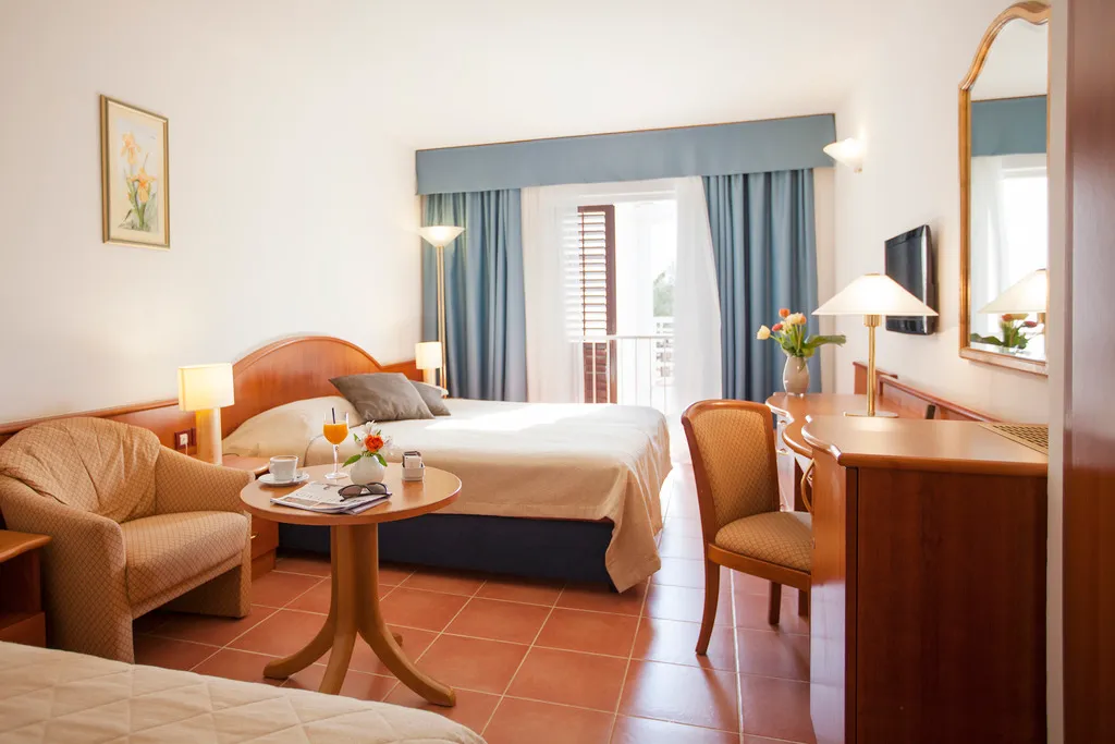 TRIPLE SUPERIOR SEA VIEW Room, Odisej, Dubrovnik