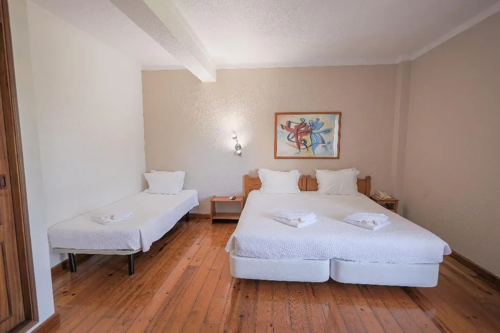 TRIPLE CLASSIC Room, Portimao Center Hotel by Umbral, Algarve