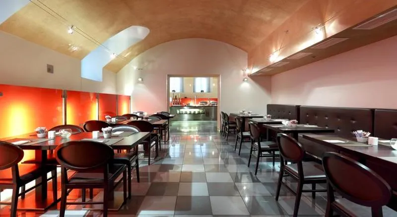 Restaurant, Eurostars Thalia, Prague
