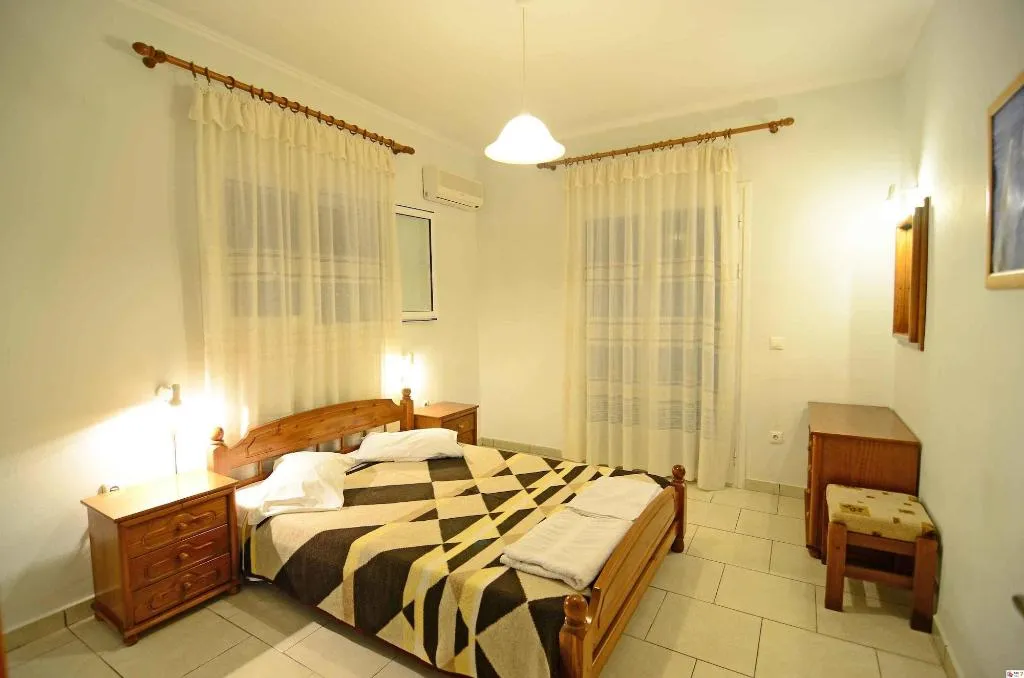Room, Acapulco Marinos Studios & Apartments, Zante