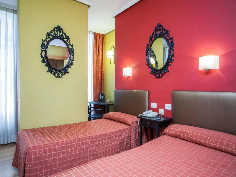 TWIN STANDARD Room, Casual de la Música Valencia, Valencia
