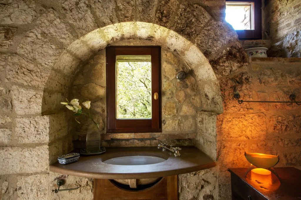 SUITE CAPACITY 4 Room, Castello Valenzino, Perugia