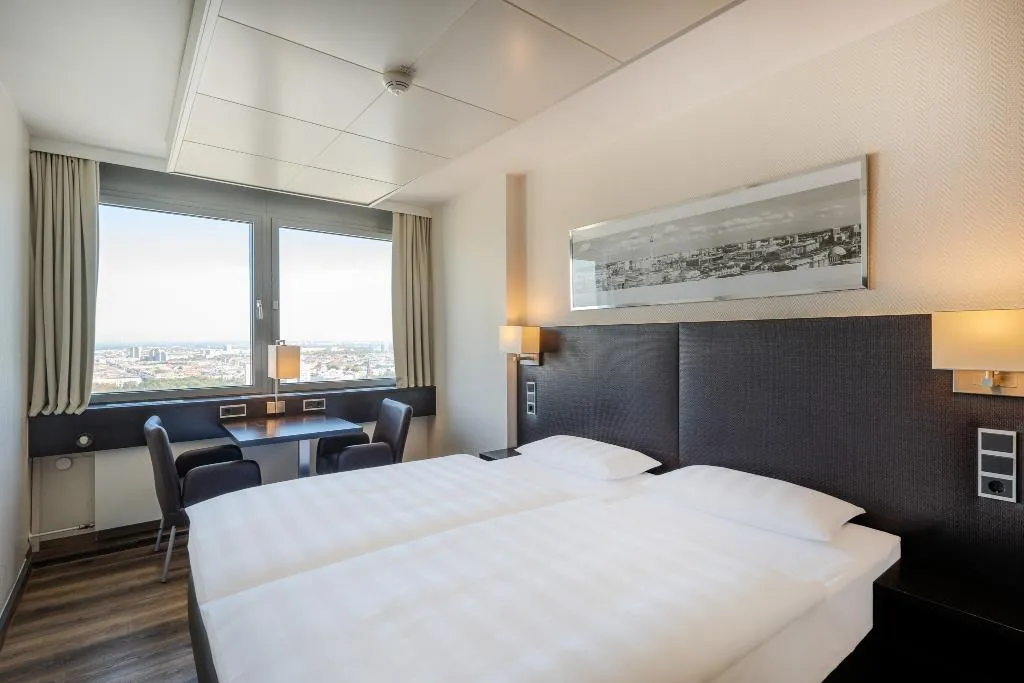 Room, Park Inn by Radisson Berlin Alexanderplatz, Berlin