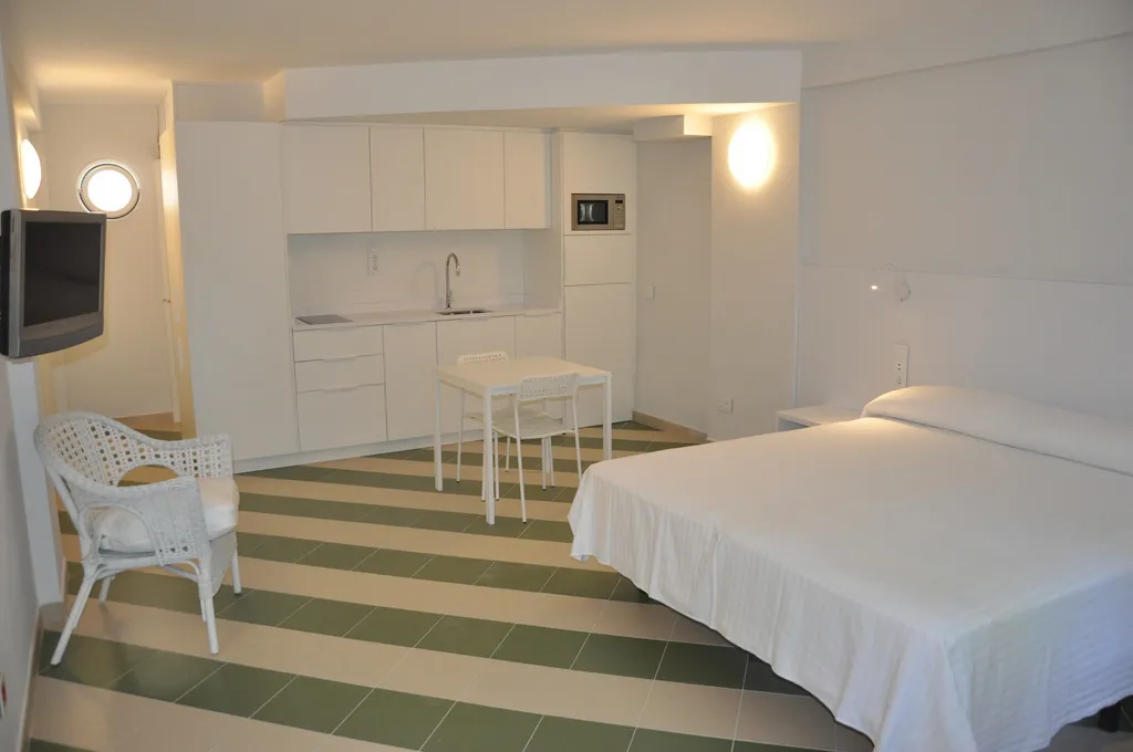 STUDIO CAPACITY 2 Room, Sunway Amapola Apartments, Costa Brava