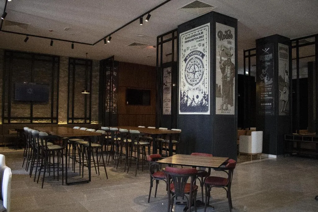 Bar, Hilton Skanes Monastir Beach Resort, Tunisia