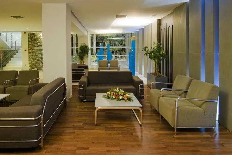 Lobby, Kos Aktis, Kos