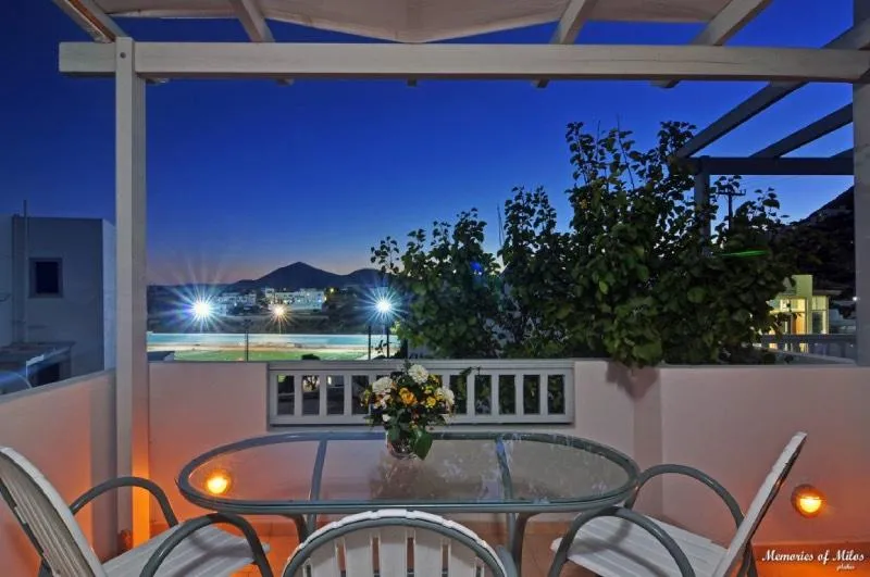 APARTMENT TWO BEDROOMS Room, Memories Of Milos, Santorini